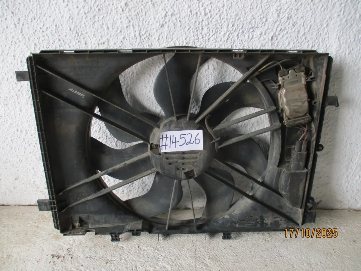 2013 MERCEDES BENZ C200 CDI W204 BLUEEFFICIENCY A/T RADIATOR FAN