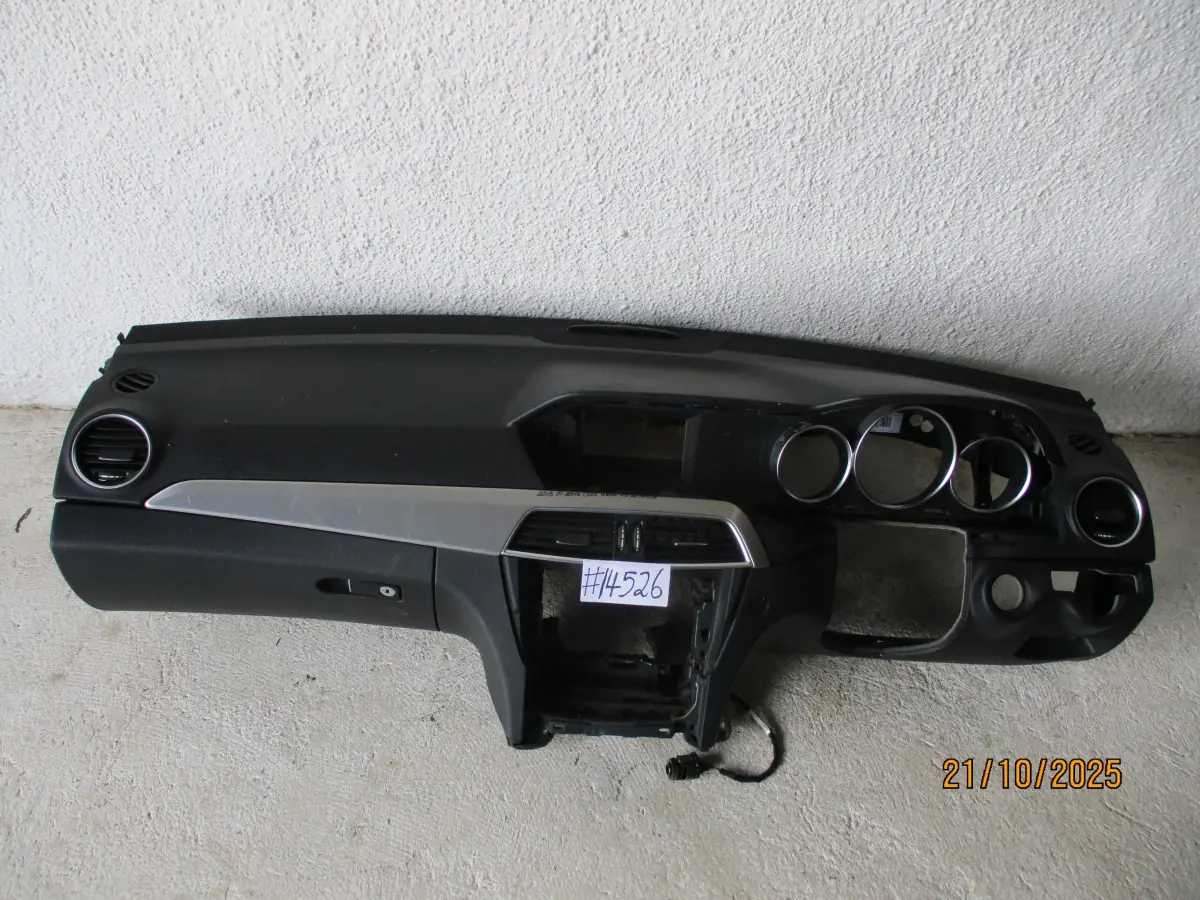 2013 MERCEDES BENZ C200 CDI W204 BLUEEFFICIENCY A/T AIRBAG SET (WITH DASHBOARD) - Image 2