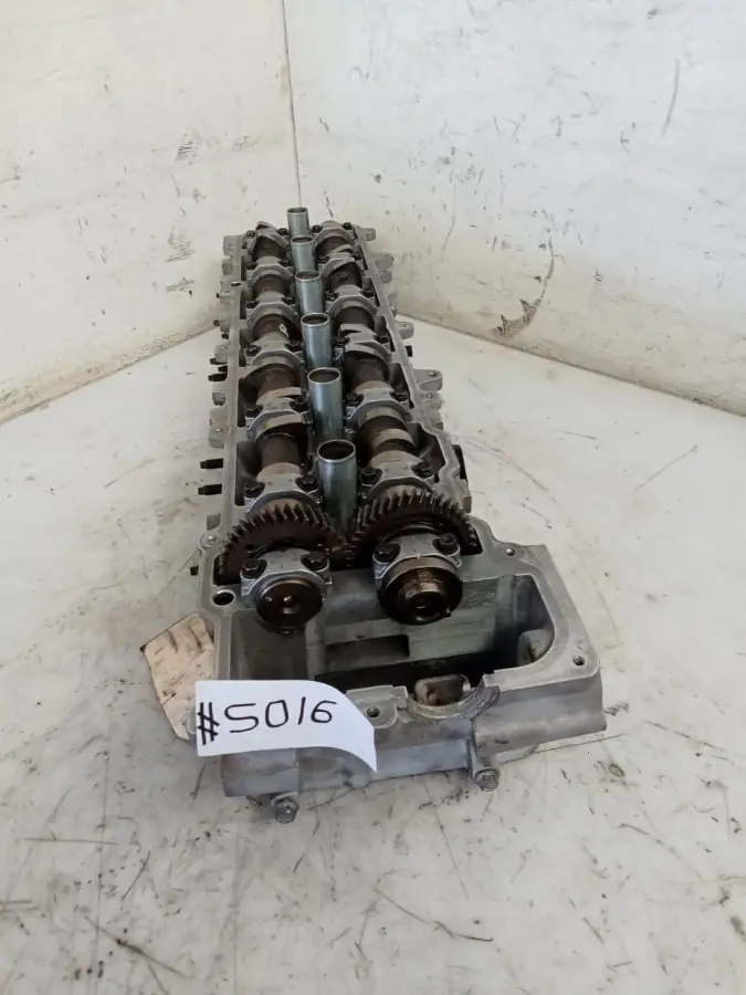 2002 TOYOTA LAND CRUISER 4.5I 1FZ CYLINDER HEAD (RECONED)
