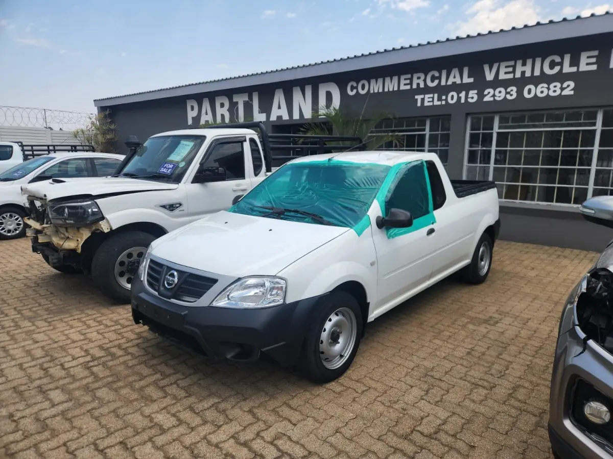 2019 NISSAN NP200 1.6 P/U S/C REBUILD