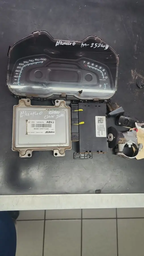 2015 CHEV UTILITY 1.8 CLUB LOCKSET