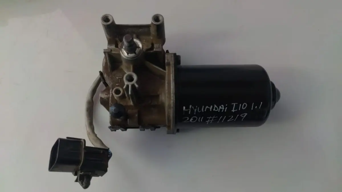 2011 HYUNDAI I10 1.1I FRONT WIPER MOTOR