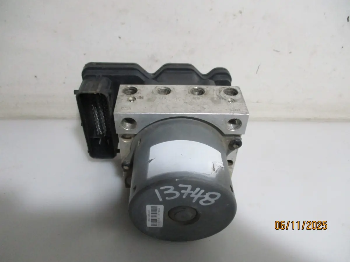 2012 KIA RIO 1.2I H/B ABS PUMP