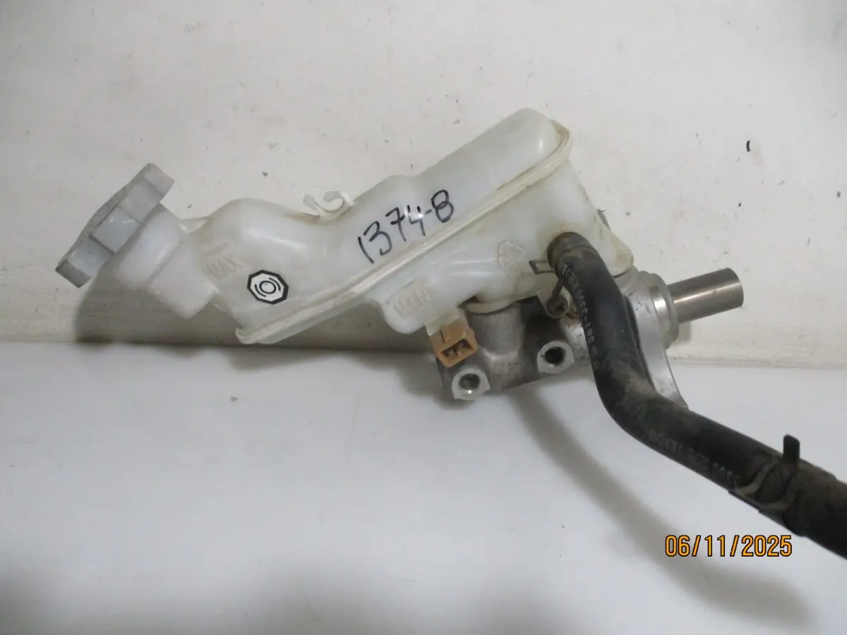 2012 KIA RIO 1.2I H/B BRAKE MASTER CYLINDER