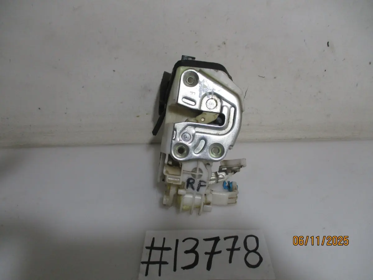 2020 SUZUKI S-PRESSO 1.0I RF DOOR LOCK