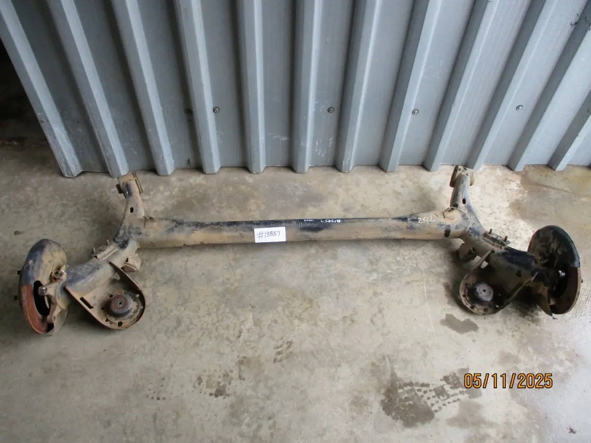 2013 HYUNDAI ACCENT 1.6I SEDAN REAR AXLE