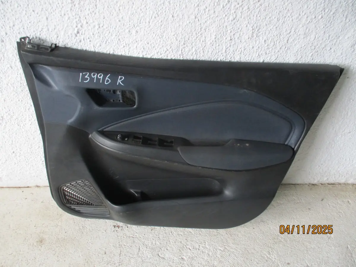 2022 TOYOTA STARLET 1.4I XR RF DOOR PANEL