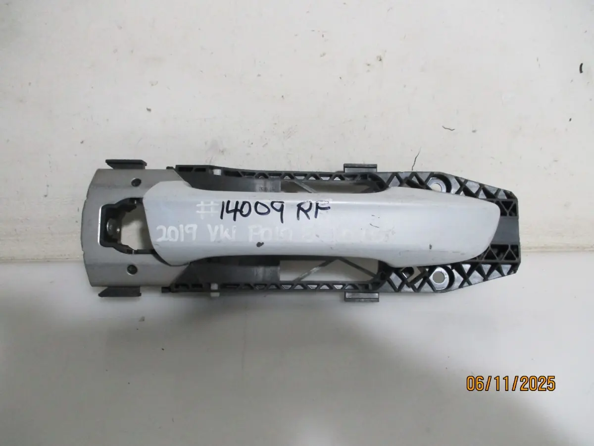 2019 VW POLO 8 1.0 TSI H/B RF DOOR HANDLE