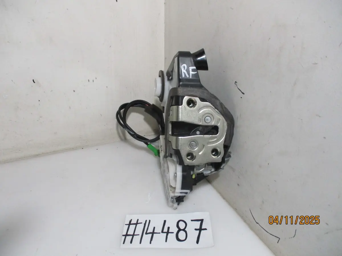 2019 TOYOTA YARIS 1.5I XS CVT H/B RF DOOR LOCK