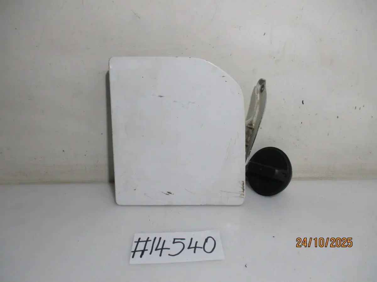 2016 NISSAN NV200 1.5DCI VISA P-VAN FUEL FLAP