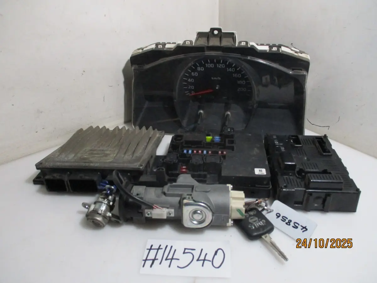 2016 NISSAN NV200 1.5DCI VISA P-VAN LOCKSET