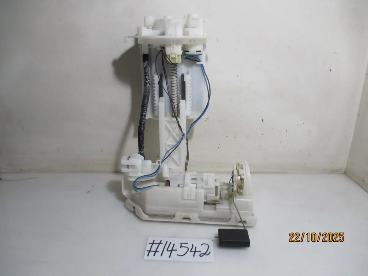 2023 TOYOTA COROLLA CROSS 1.8I XR CVT FUEL PUMP