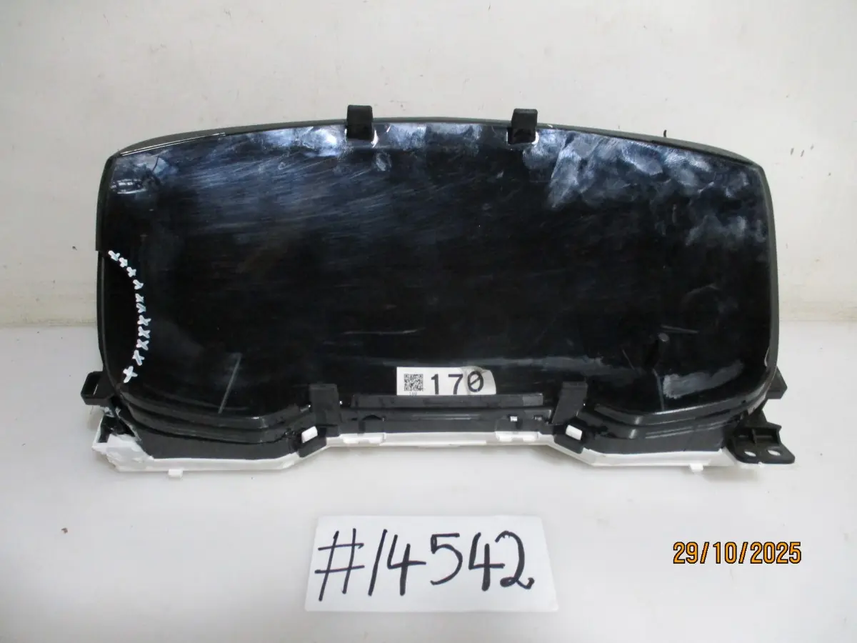 2023 TOYOTA COROLLA CROSS 1.8I XR CVT INSTRUMENT CLUSTER (SLIGHT DAMAGE)