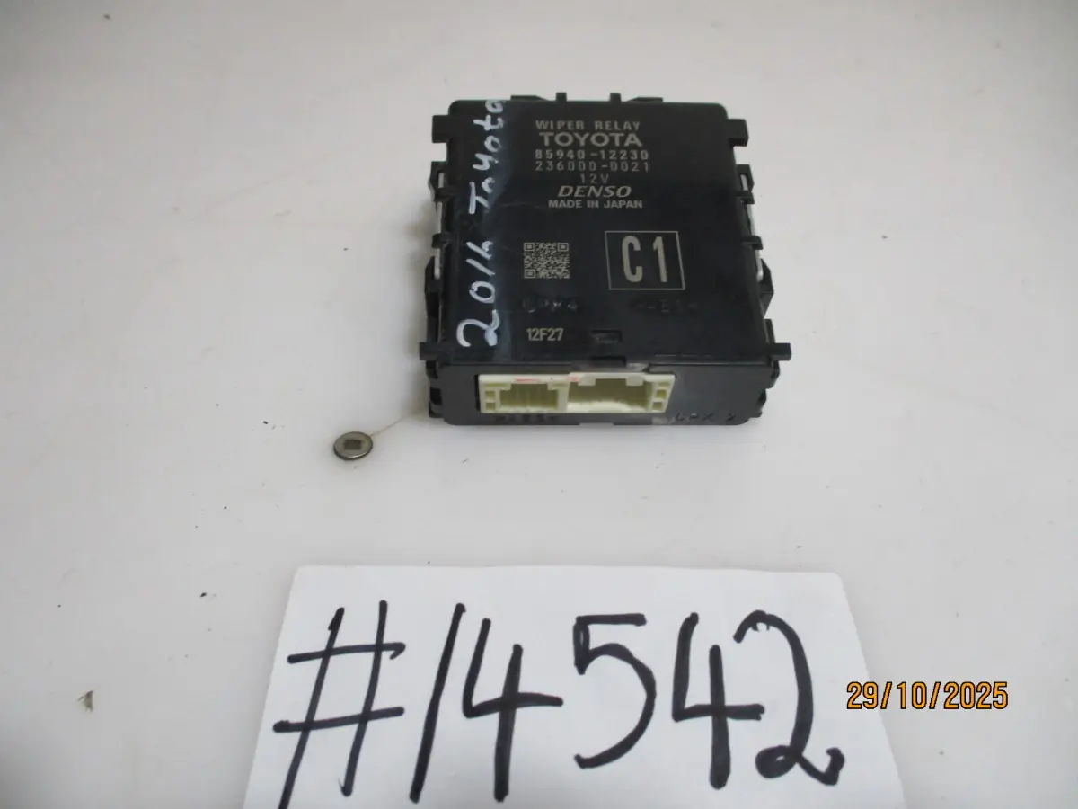 2023 TOYOTA COROLLA CROSS 1.8I XR CVT WIPER RELAY