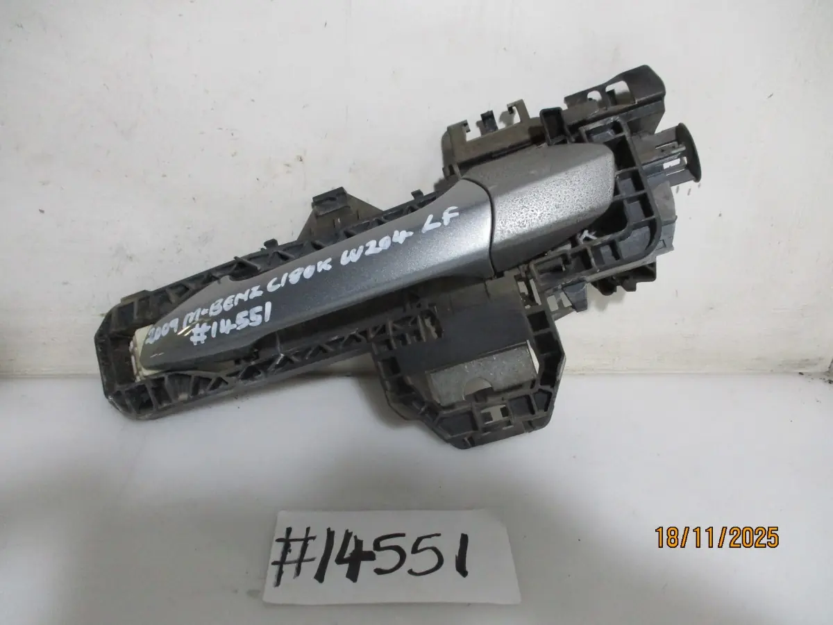 2009 MERCEDES-BENZ C180K W204 BLUEEFFICENCY A/T LF DOOR HANDLE