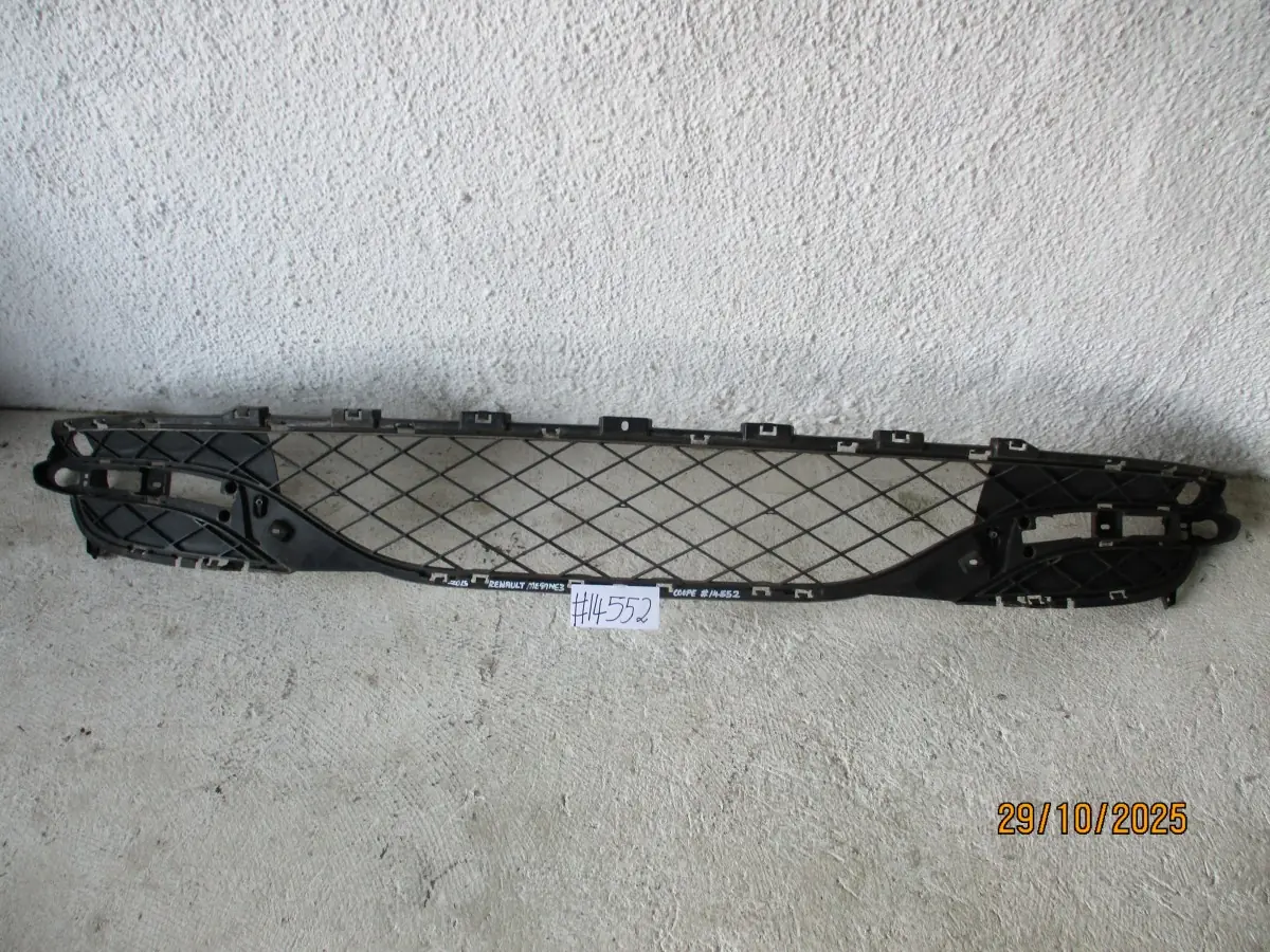 2015 RENAULT MEGANE 3 2.0T RS COUPE BUMPER CENTRE GRILLE