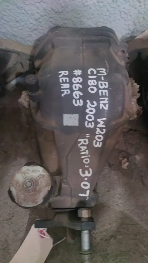 2005 Mercedes-Benz W203 C180 Rear Diff 3.07:1