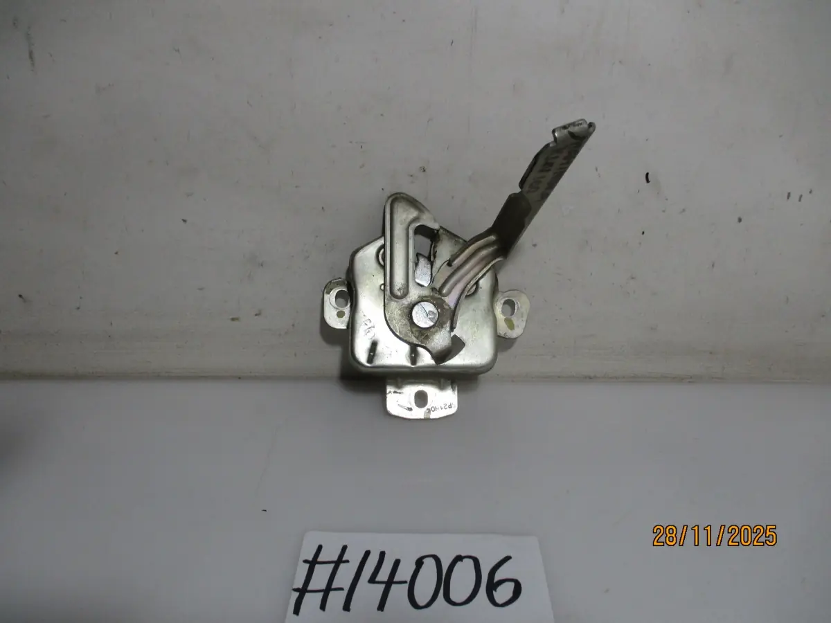 2022 MAHINDRA KUV100 1.2I K2+ DARE BONNET LOCK