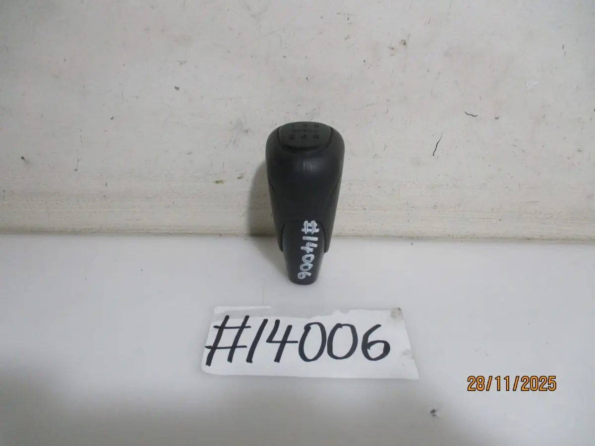 2022 MAHINDRA KUV100 1.2I K2+ DARE GEAR SHIFT KNOB
