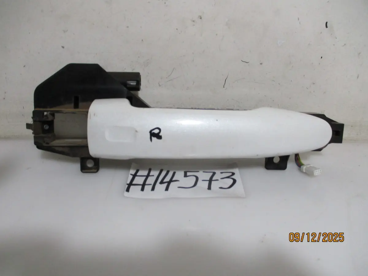 2018 HAVAL H2 1.5T CITY RF DOOR HANDLE