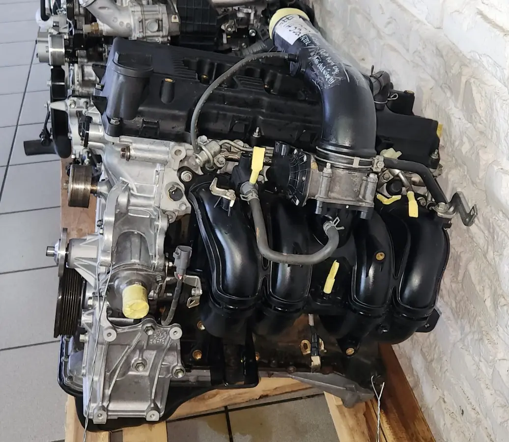 2012 TOYOTA HILUX 2.7 VVTi ENGINE ONLY; ENG NO: 2TR ; HEAT TAB: LMB - Image 2