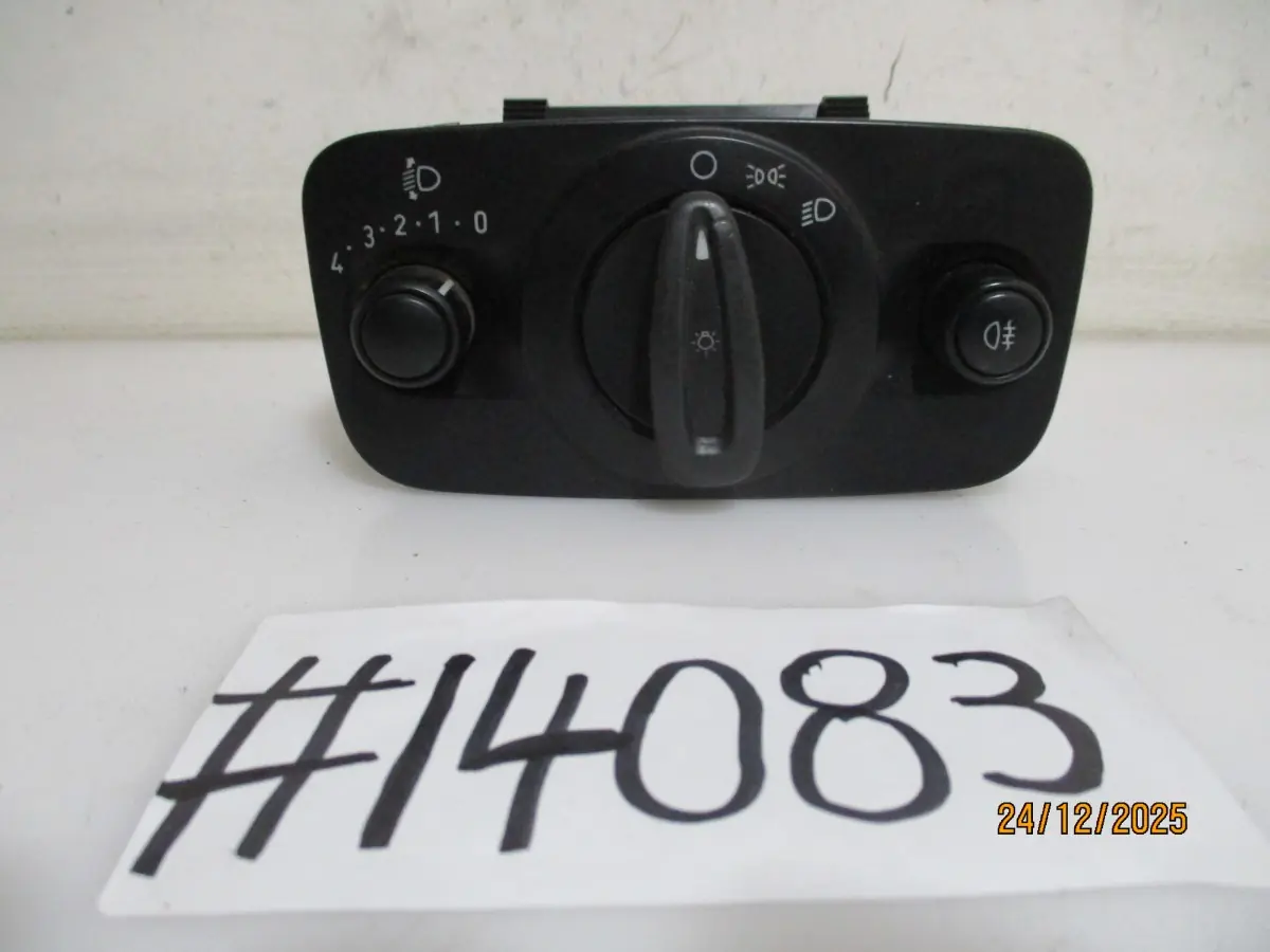 2017 FORD ECO-SPORT 1.5TDCI TREND HEADLAMP SWITCH