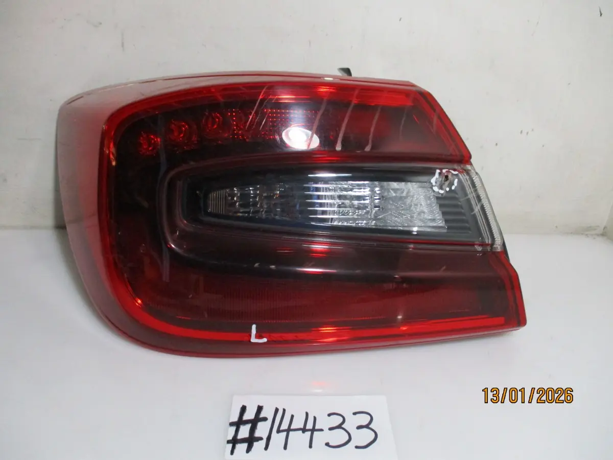 2023 TOYOTA STARLET 1.5I XS A/T LR TAILLAMP (SMALL CRACK)