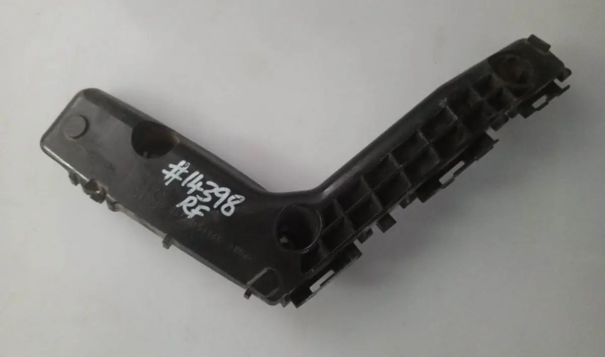 2015 TOYOTA COROLLA 1.3I PRESTIGE RF BUMPER SLIDE